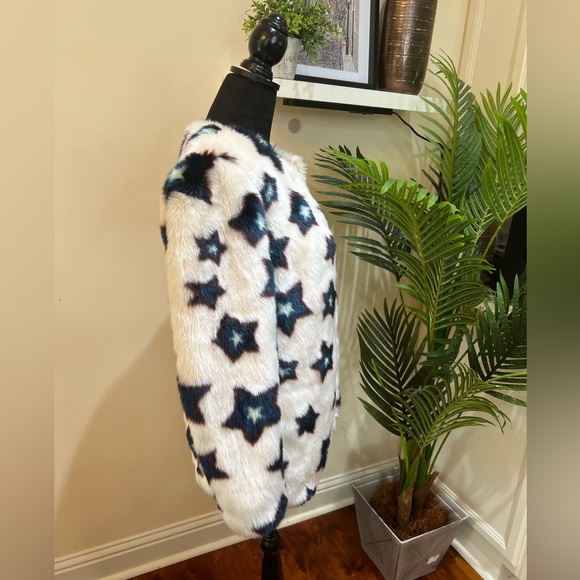 Nasty Gal Star Open Front Faux Fur Jacket Coat Small - Picture 3 of 8